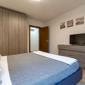 Guglie Design , ונציה איטליה